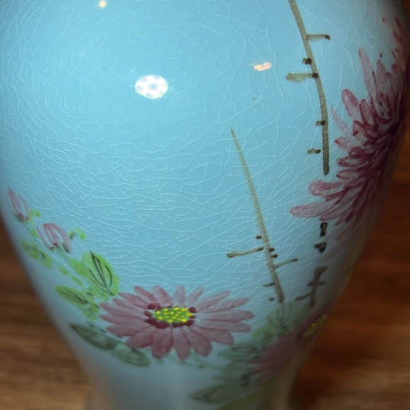 11.5” Vintage Asian oriental style blue Handpainted floral large porcelain vase - Picture 7 of 10